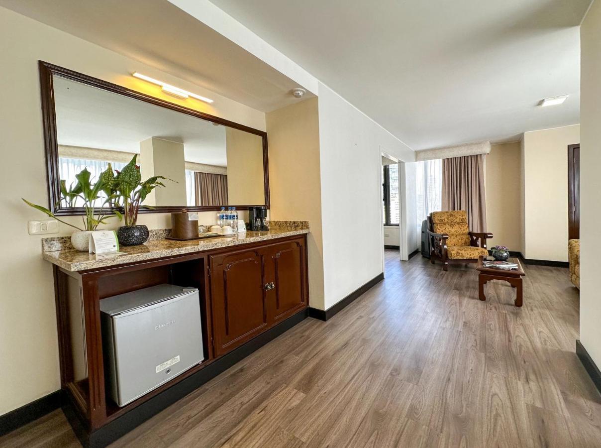 La Quinta By Wyndham Quito Hotel Bagian luar foto