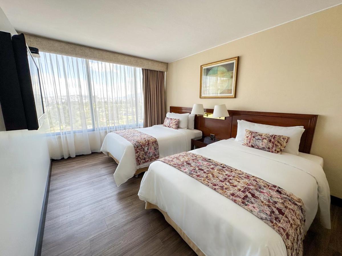 La Quinta By Wyndham Quito Hotel Bagian luar foto