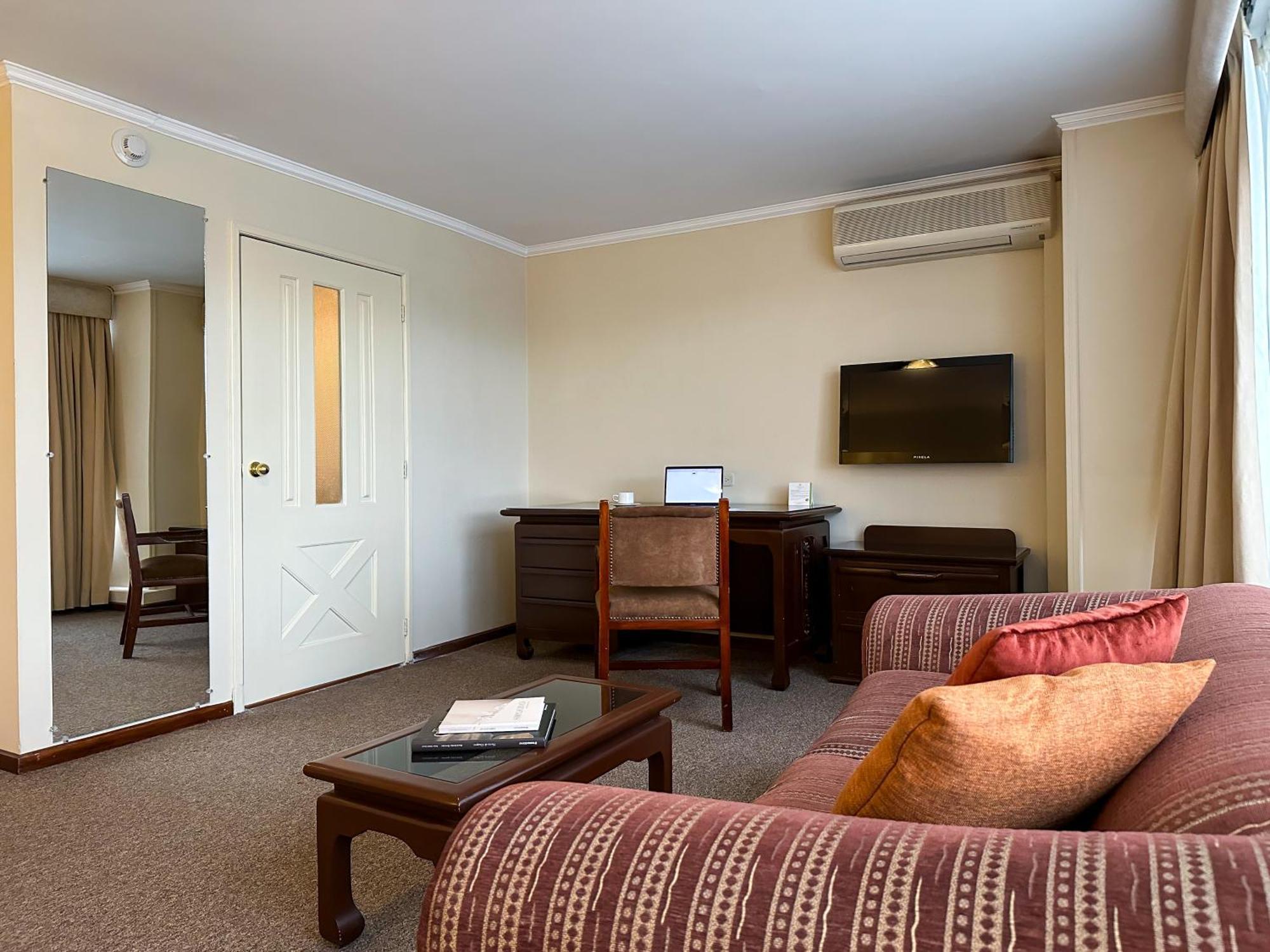 La Quinta By Wyndham Quito Hotel Bagian luar foto