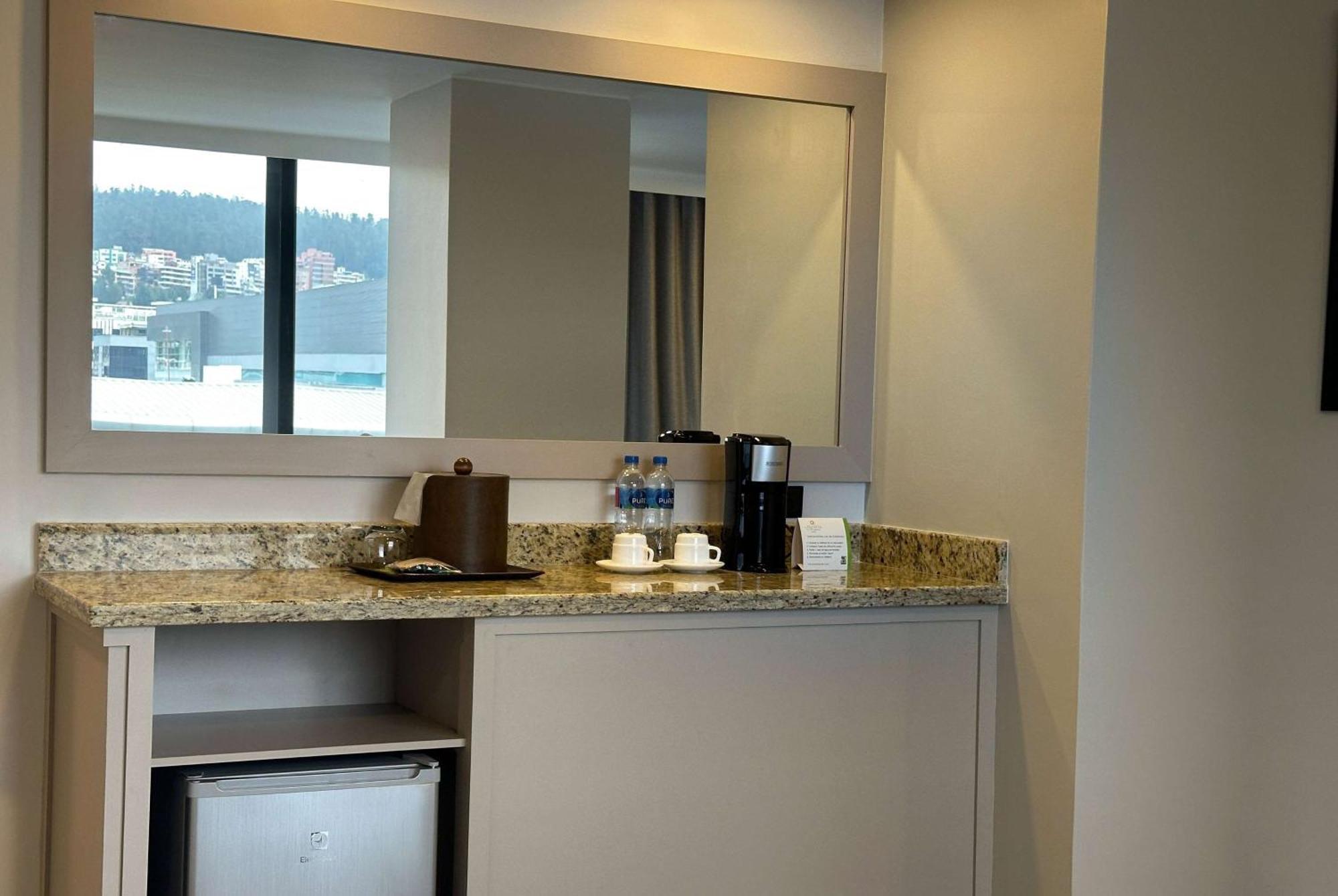 La Quinta By Wyndham Quito Hotel Bagian luar foto