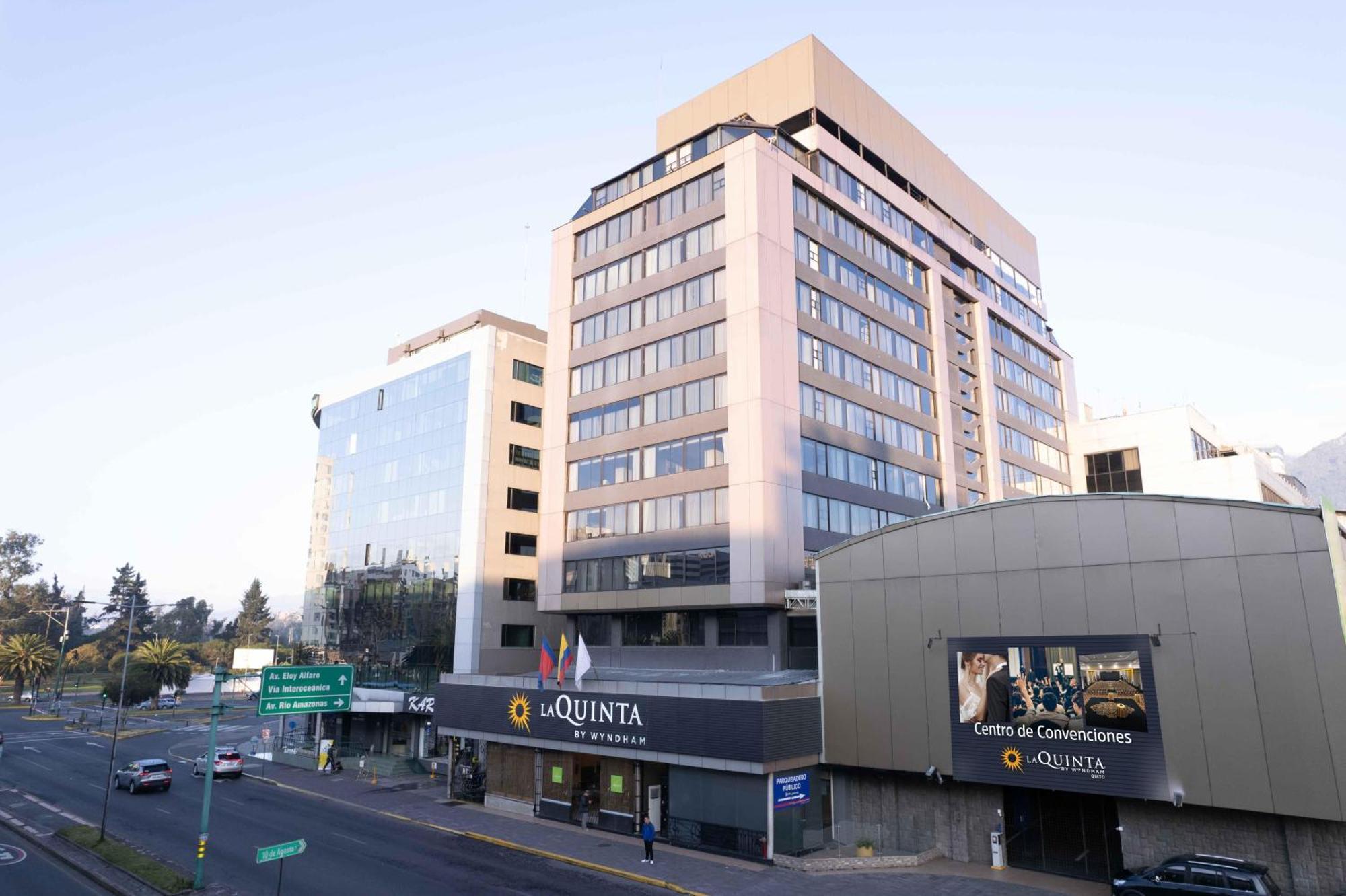 La Quinta By Wyndham Quito Hotel Bagian luar foto