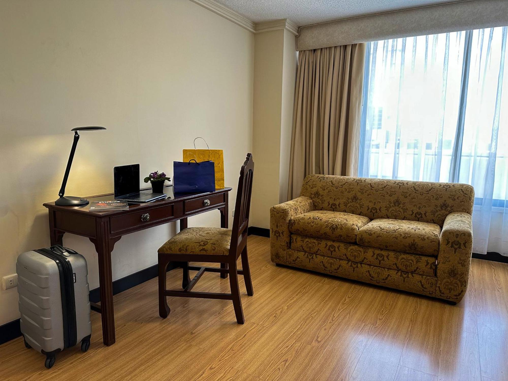 La Quinta By Wyndham Quito Hotel Ruang foto