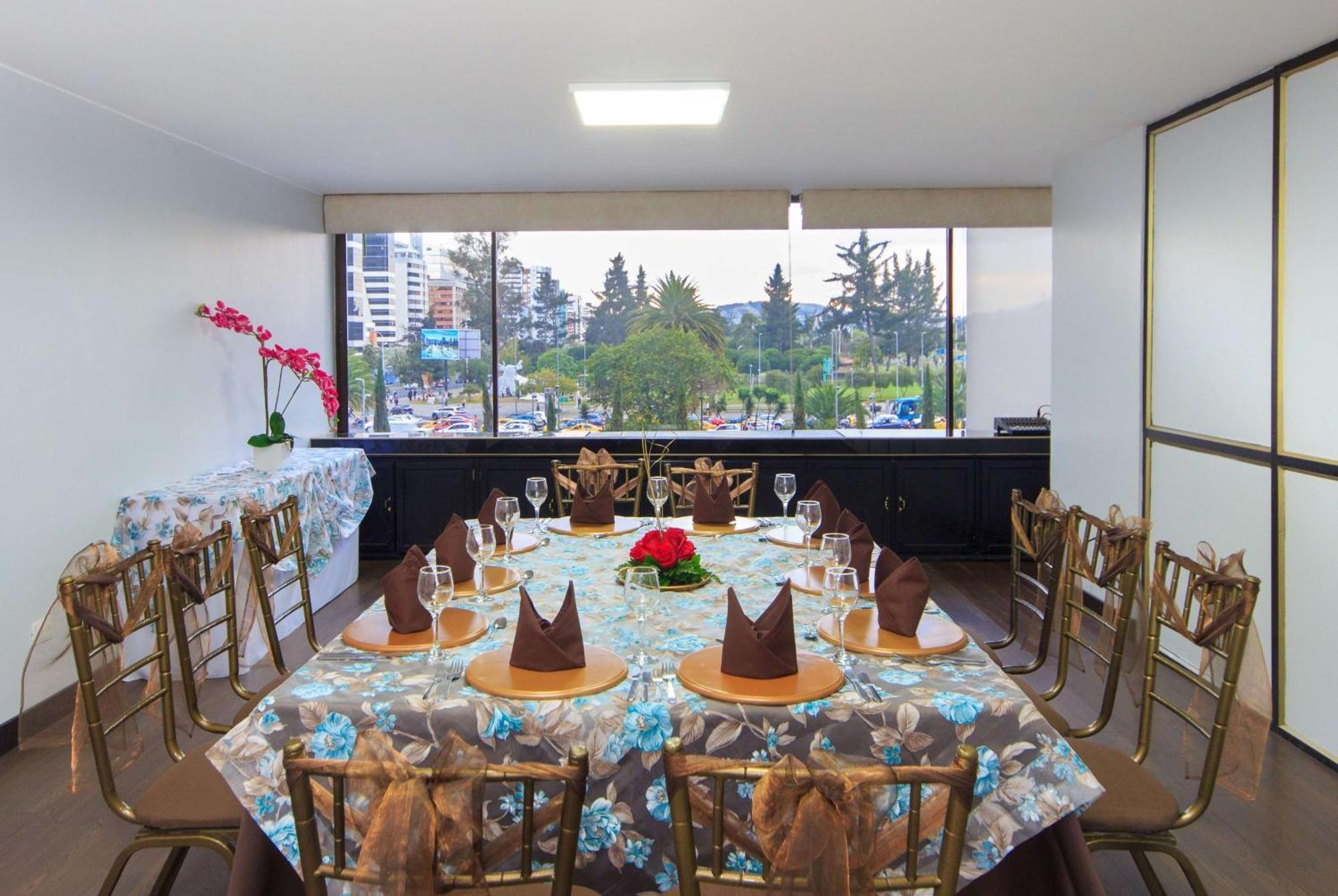 La Quinta By Wyndham Quito Hotel Bagian luar foto